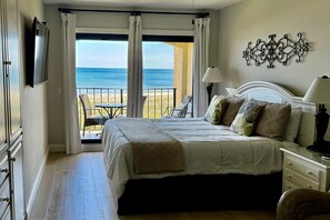 Condo, 1 King Bed with Sofa bed, Pool Access, Pool View (1852 Turtle Dunes) - Turtle Dunes Ocean Front Condo on Amelia Island Plantation (Fernandina Beach)