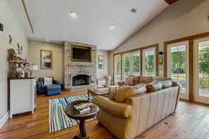 House, Multiple Beds, Patio, Golf View (Restful Adventure On The Coast) | Living area - Welcoming Home With Golf Course View, High-speed Wifi, and Central AC (St. Simons Island)