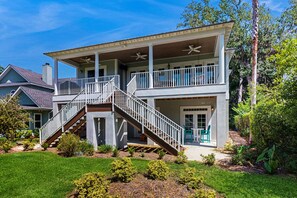 Exterior - Welcoming Home With Golf Course View, High-speed Wifi, and Central AC (St. Simons Island)