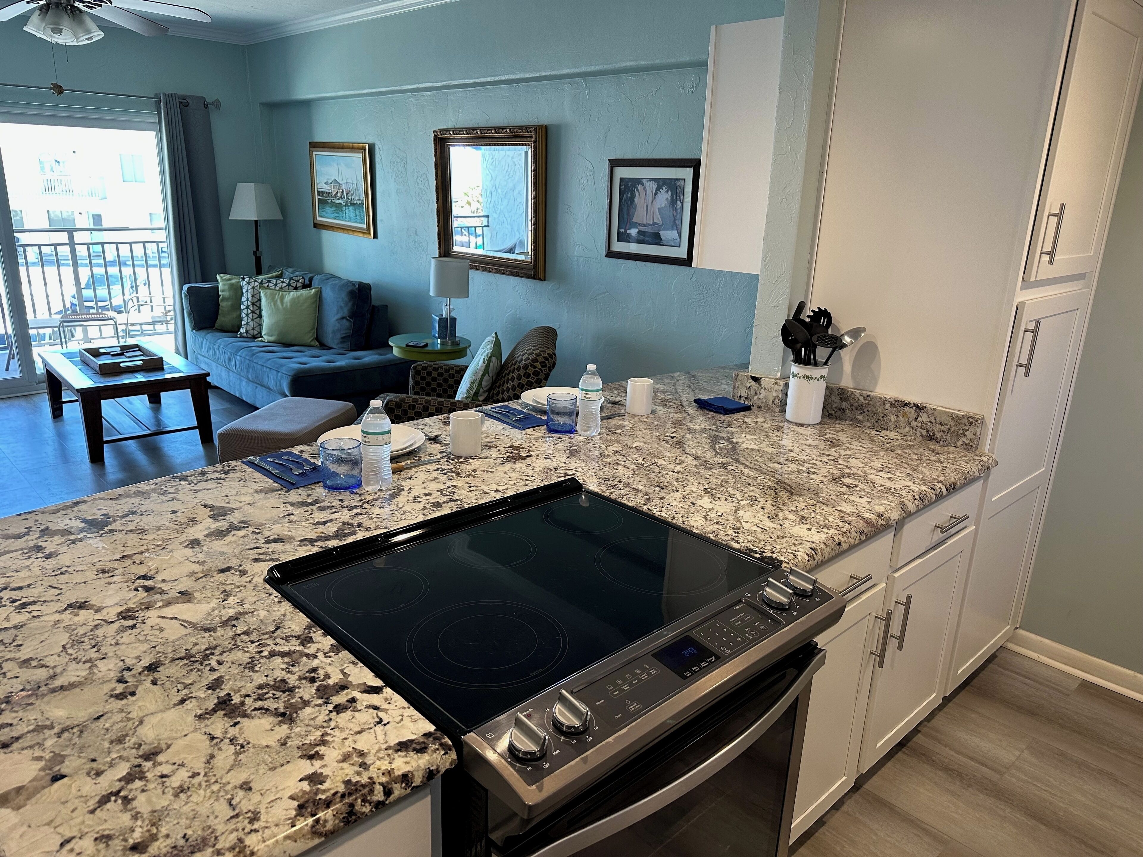 Condo, 1 King Bed, Pool Access, Ocean View (Sandpiper Beachfront Condo ) | Interior