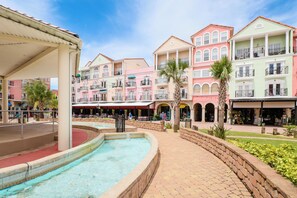 Pool - Spacious Townhome With Shared Pool Near Golf, Marinas, & Restaurants (Palm Coast)