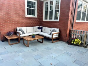 Terrace/patio - Historic 4-bed house in fabulous East Side Providence, steps from Brown Stadium (Providence)