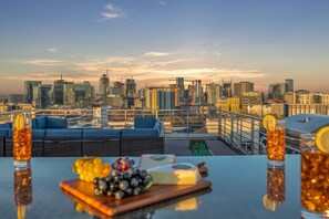 Property grounds - The Skyline Social - Retreat & Private Rooftop (Nashville)
