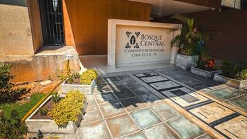 Enceinte de lâhĂ©bergement