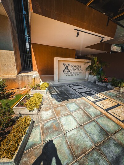 Lindo apartamento cerca de centros médicos FOSCAL, FOSUNAB y centros comerciales