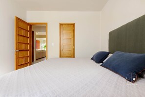 2 bedrooms, WiFi, bed sheets - Magnifico Departamento Enfrente al Parque Lincoln! (Mexico City)