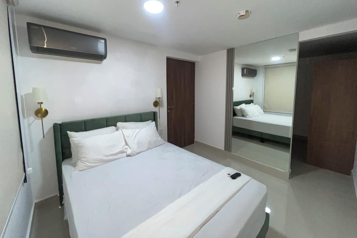 Luxury Apartment, City View