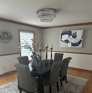 Dining - 4 Bedroom House in Saratoga (Saratoga Springs, NY, 12866)