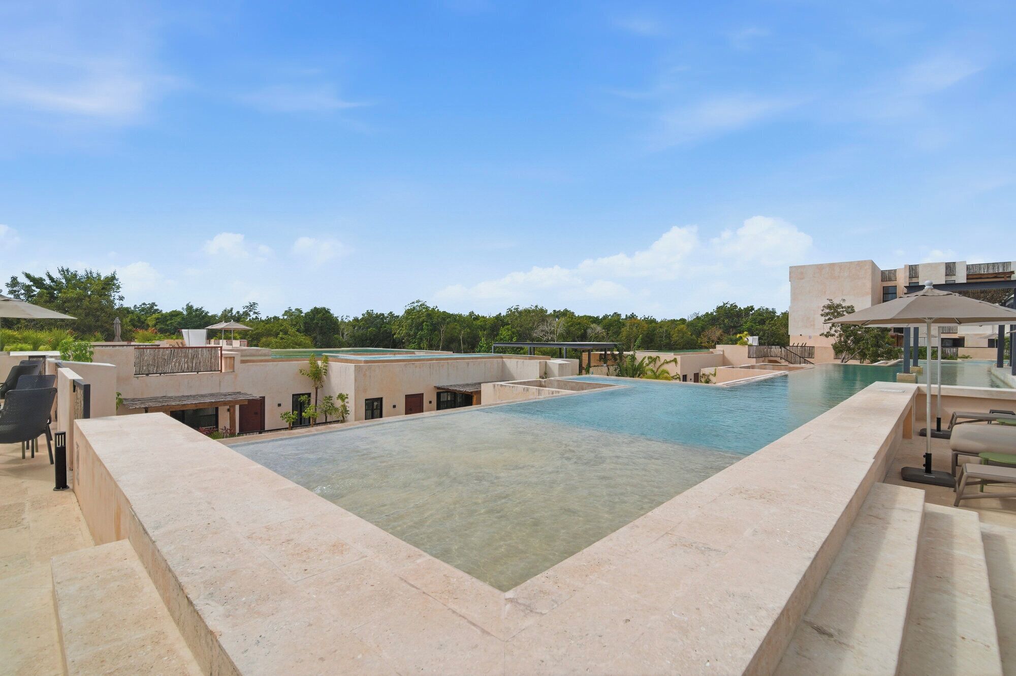 Piscine extérieure