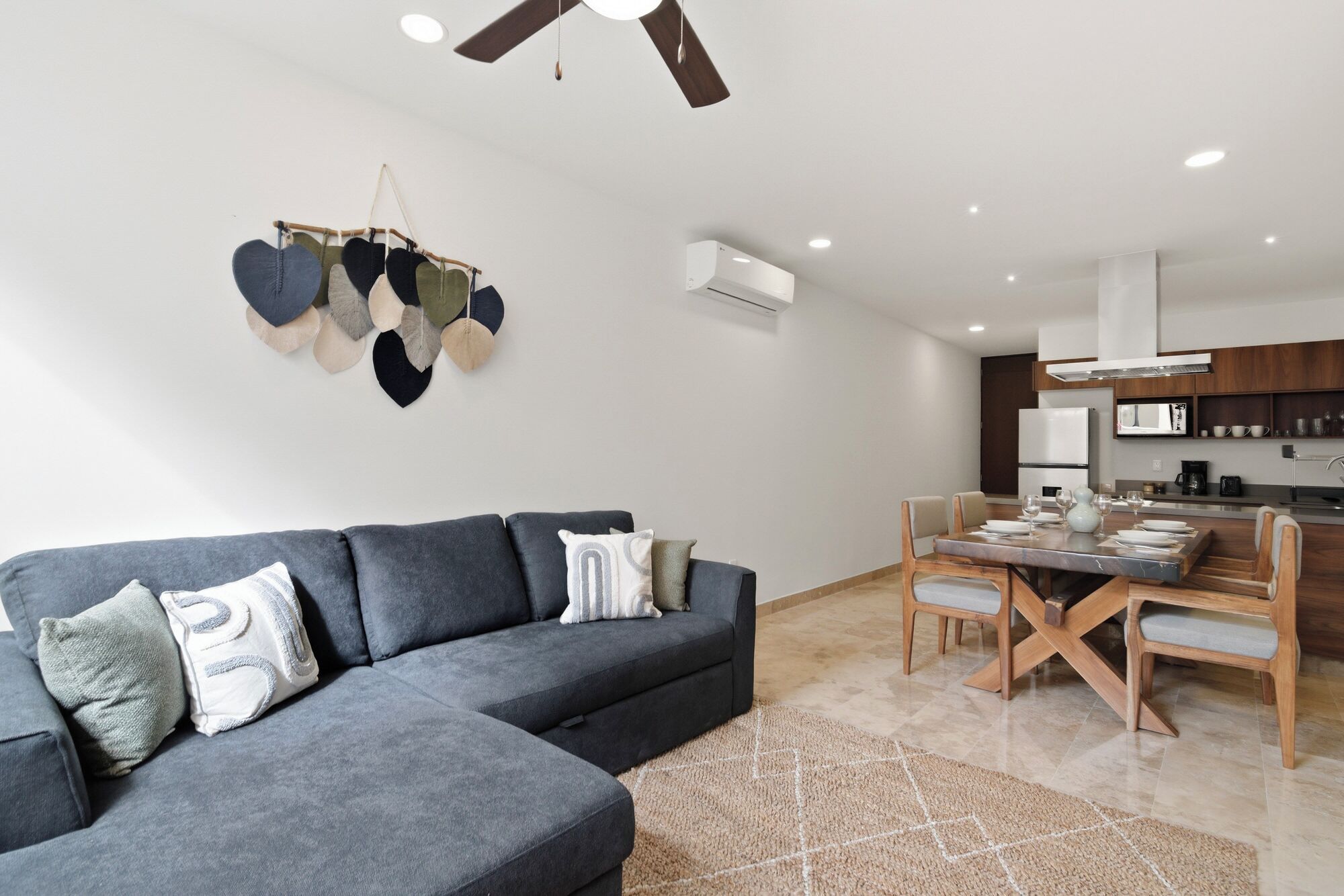 Appartement Confort, 2 chambres, patio | Coin séjour