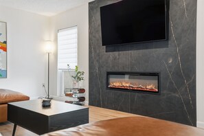 Interior - Tampa Oasis: Pool & Hot Tub Retreat for Families (Tampa)