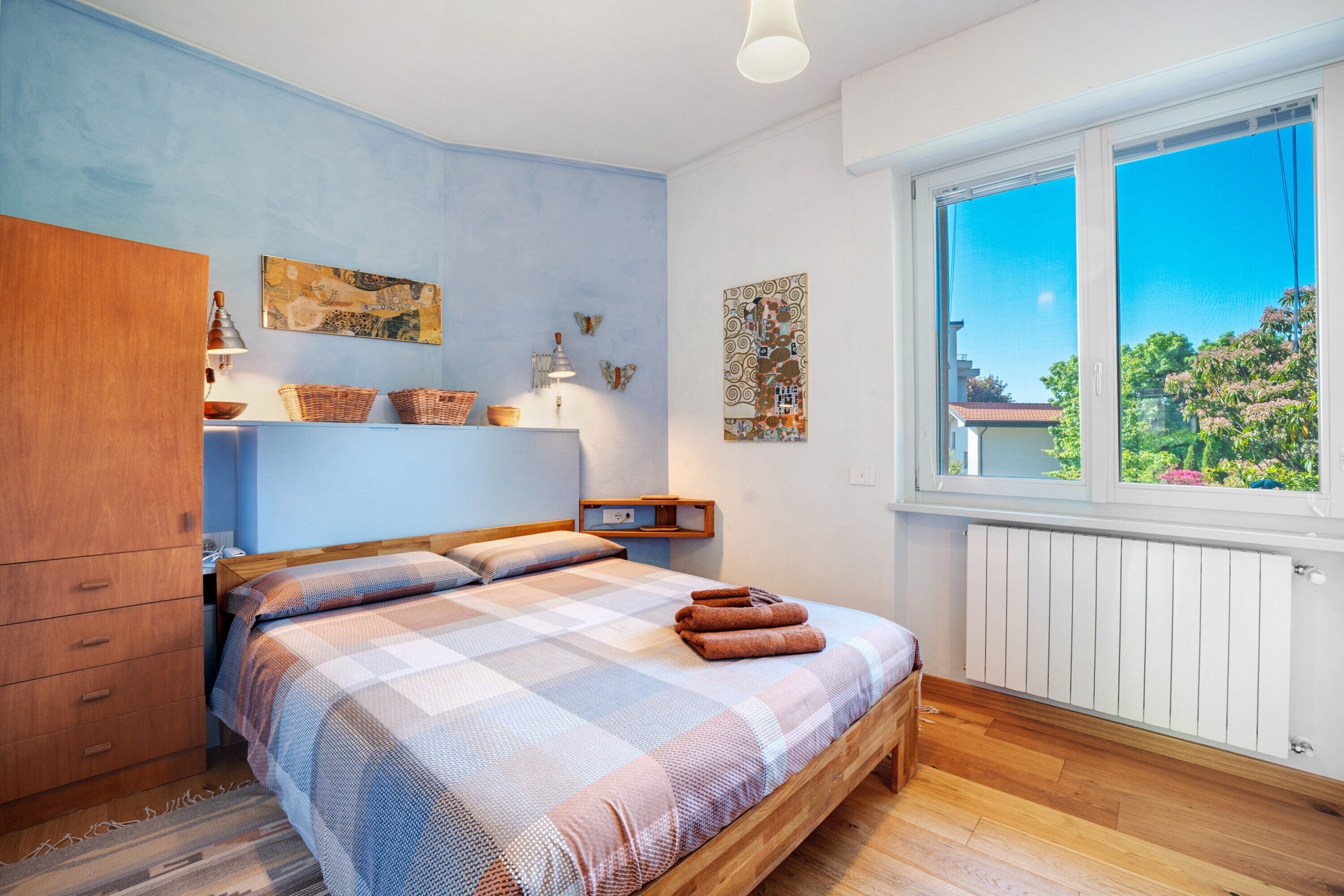 Bügeleisen/Bügelbrett, WLAN, Bettwäsche