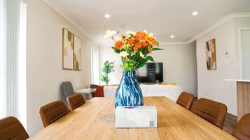Townhome, Garden View | Dining