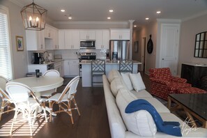 Interior - Rebels Getaway • Clean, Modern Oxford Stay (Oxford)