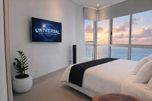 3 chambres, coffres-forts dans les chambres, fer et planche à repasser