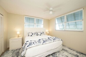 2 chambres, fer et planche à repasser, Wi-Fi gratuit, draps fournis