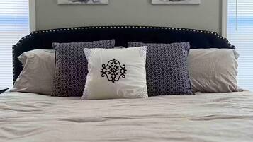 1 bedroom, desk, iron/ironing board, free WiFi