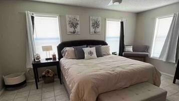 1 bedroom, desk, iron/ironing board, free WiFi