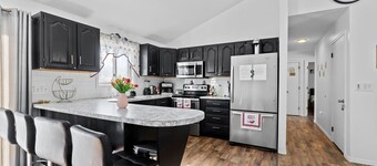 Lakefront Family Retreat in the Poconos | Private