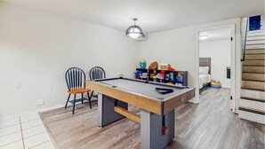 Games room - Pine Mtn Lake | Game Room | Yosemite | Sleeps 12 (Groveland)