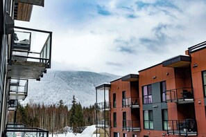 Exterior - Alpine Living - Modern 2 Bedroom Condo (Revelstoke)