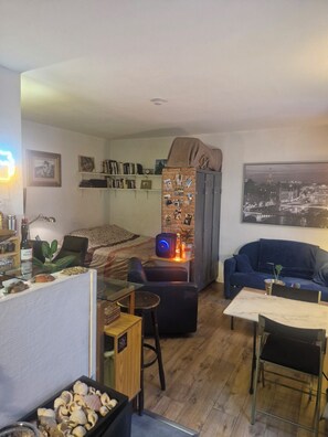 Interior - Charming studio 26m2 (Paris)
