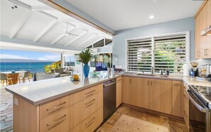 Fridge, microwave, oven, stovetop - Breathtaking Oceanfront Home Bungalow with Stunning Full 280 Degree Ocean Views (Lahaina)