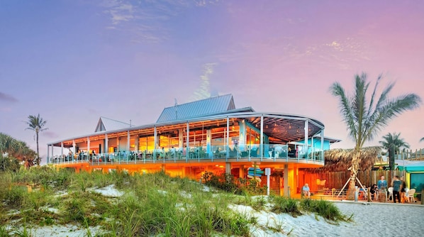 Exterior - Baycrest Bungalow | Walk to Beaches & Shops on Venice Island (Venice)