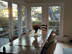 Dining - Ocean Radiance in Carmel by the Sea  - Available for Pebble Beach Car Week (Carmel-by-the-Sea)