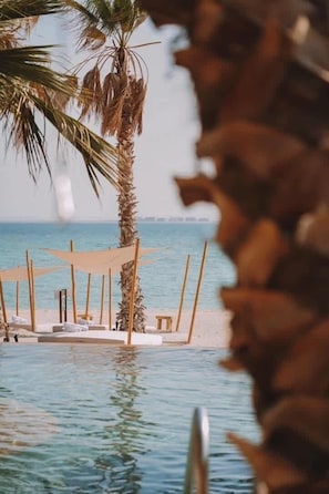 Pool - Marina View Suite · Beach Club · Housekeeping (La Paz)