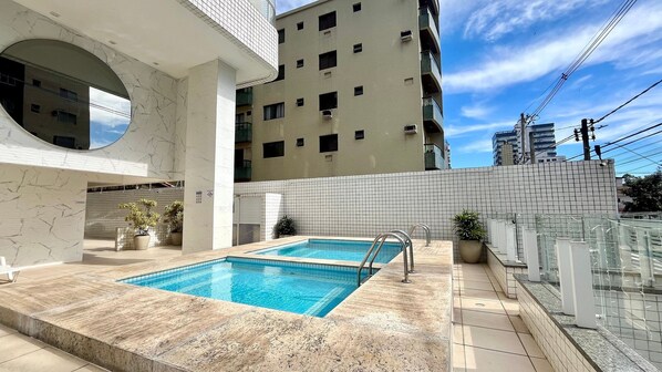 2 outdoor pools - Residencial Vogue (Praia Grande)