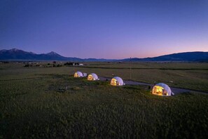 Exterior - Luxury Dome Near Yellowstone | Mountain Views (Park County)
