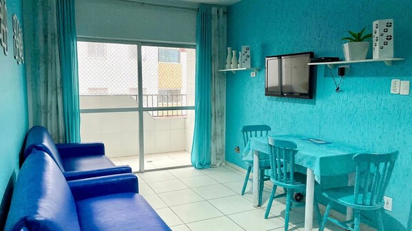 Departamento económico, lanai, vista a la playa | Interior