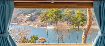 Goseong Sand & Sea Glamping & Pension