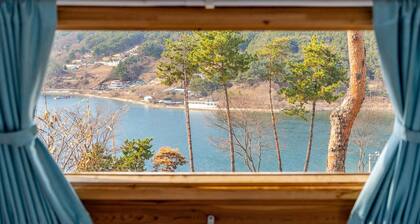 Goseong Sand & Sea Glamping & Pension