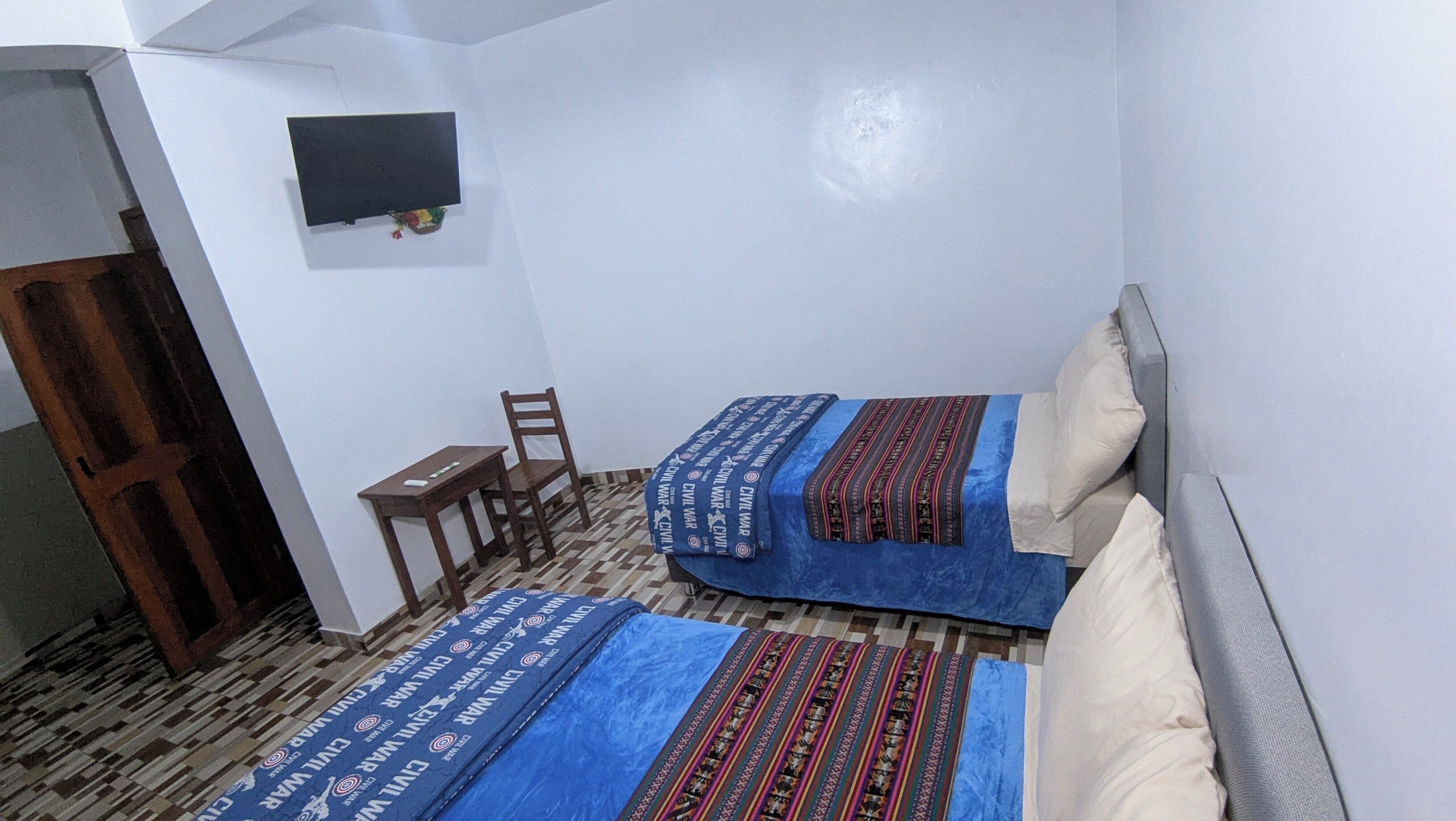 Wi-Fi de cortesia, roupa de cama