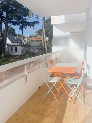 Outdoor dining - PORNICHET PLACE DU MARCHE (PORNICHET)