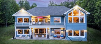 Pike Lake Luxury Lakefront Home