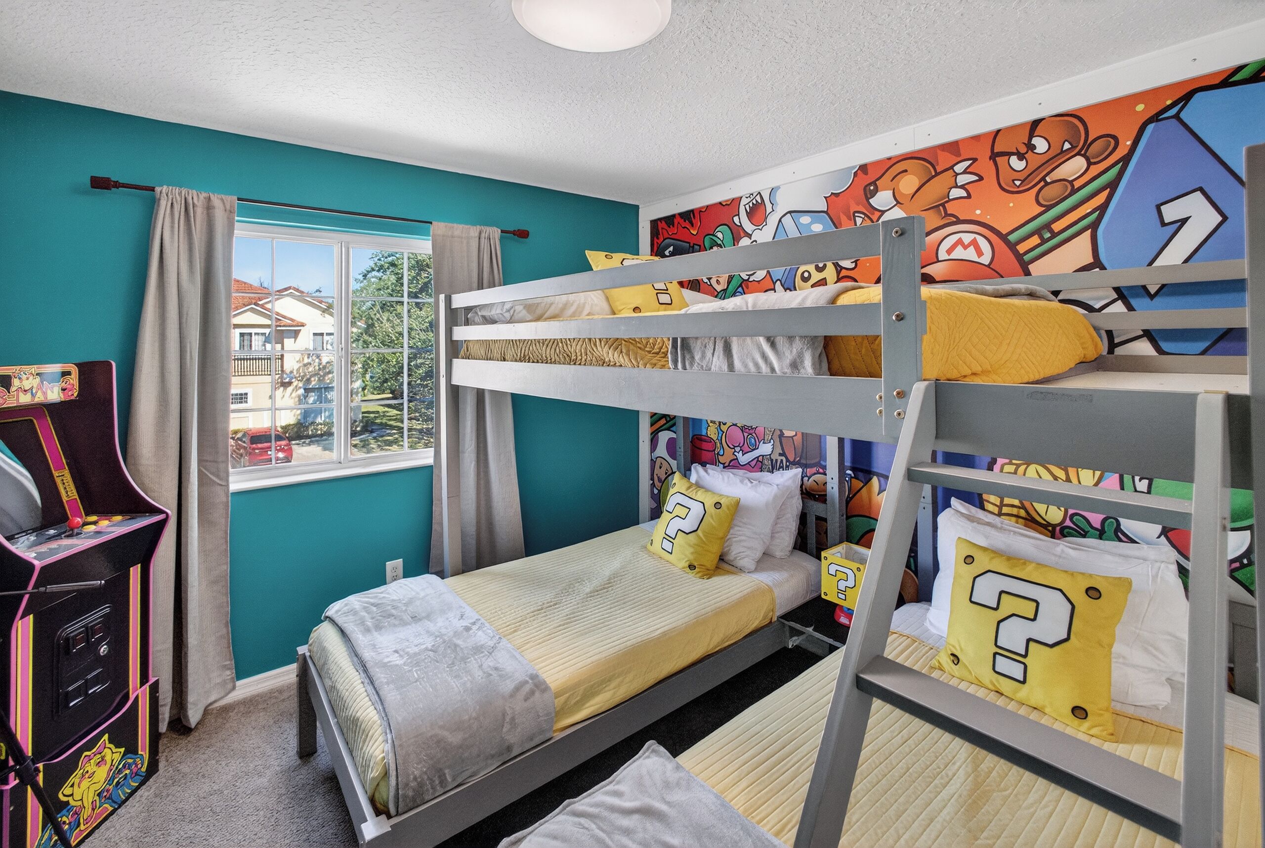 4 chambres, fer et planche à repasser, lit parapluie, Wi-Fi gratuit