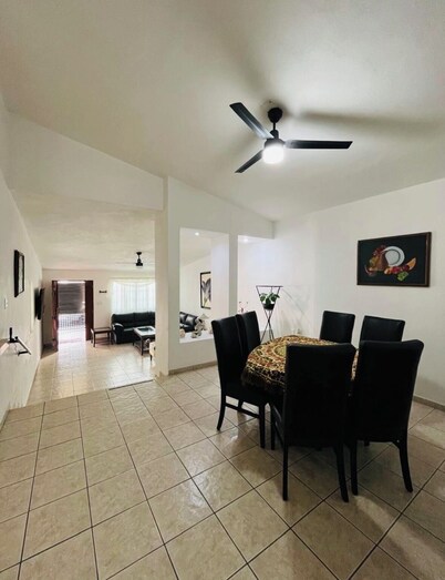 Centric 3-bedroom house with AC in charming Colima