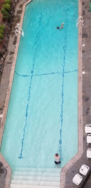 Pool - Spacious 5-bedroom condo in excellent Uptown Hoboken location (Hoboken)