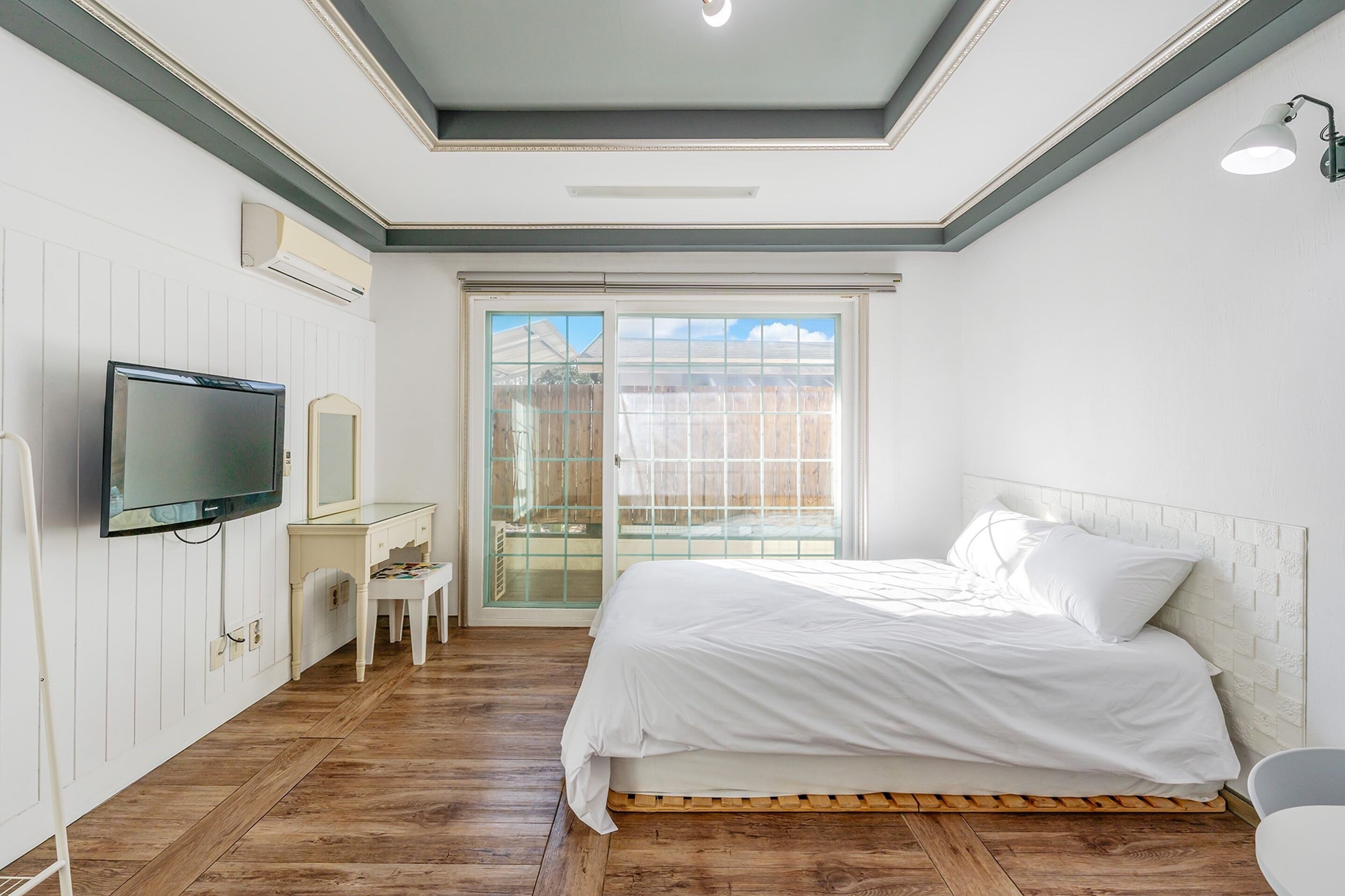 Rom – basic, 1 soverom (101) | 1 soverom og wi-fi (inkludert)