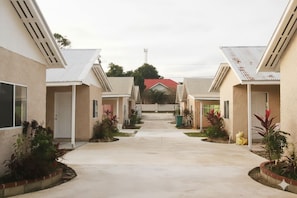 Property grounds - Valencia's Guesthouse (Nuku'alofa)
