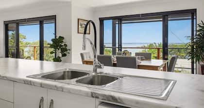 Relaxing River Heads Retreat - Gateway to K'gari