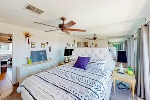2 bedrooms, iron/ironing board, free WiFi, bed sheets - Kitschy Rich Palm Springs - A Ryson Property (Palm Springs)