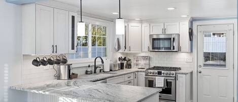 Microwave, oven, stovetop, dishwasher