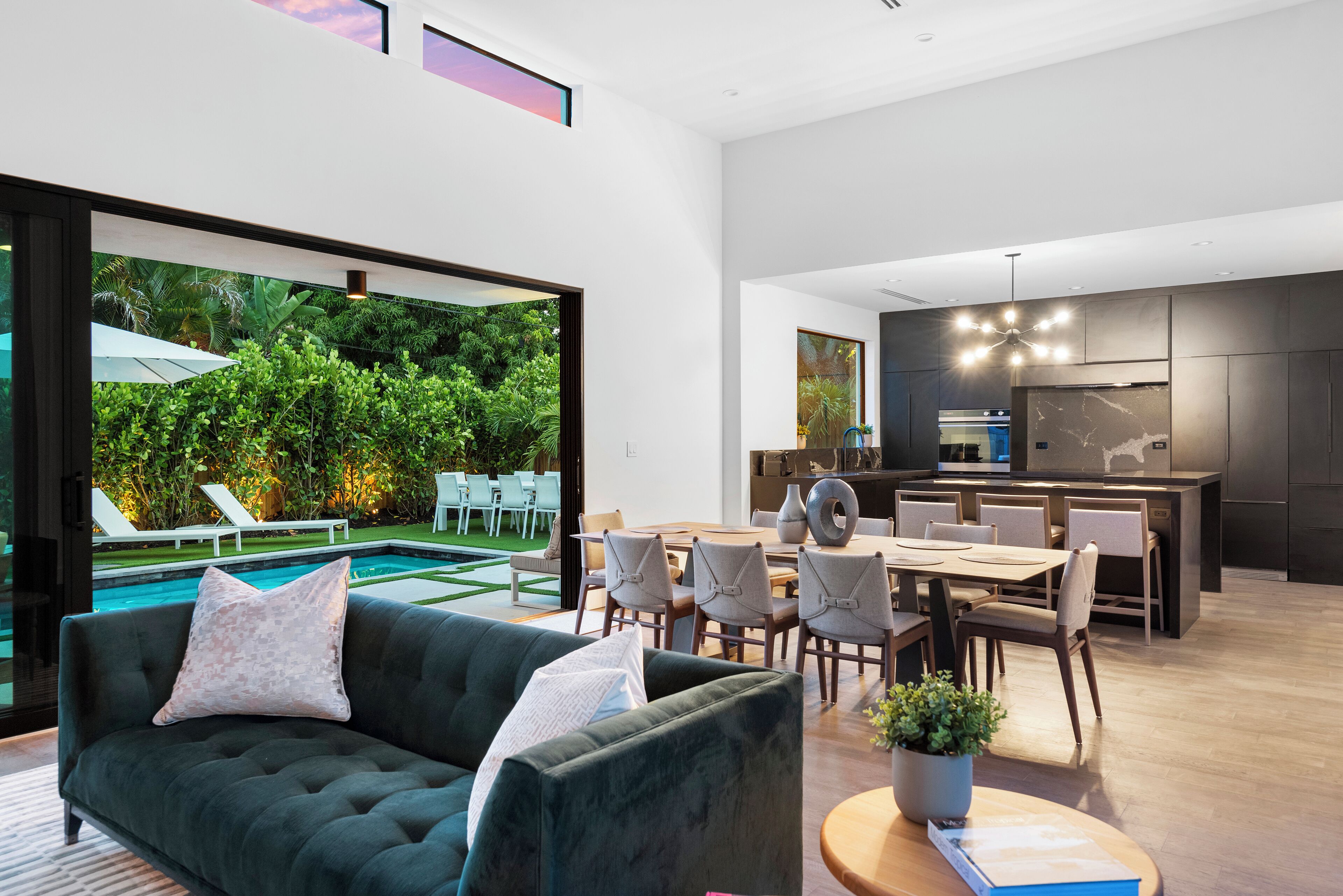 Smart TV, books, stereo, printers