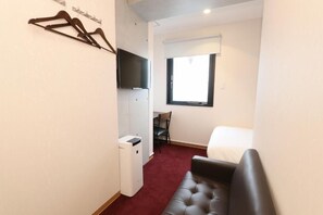 Deluxe Double Room, Non Smoking | Living area - Lightning Hotel Asakusa (Tokyo)