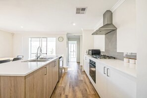 Maison en rangée Deluxe, vue sur le jardin | Cuisine privée