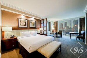 Desk, iron/ironing board, free WiFi, bed sheets - SVS: Penthouse 2BD | Extended Mountain View Balcony | Signature at MGM (Las Vegas)